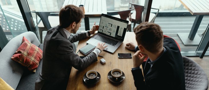 Decisores de empresas: quem são e como falar com esse público?