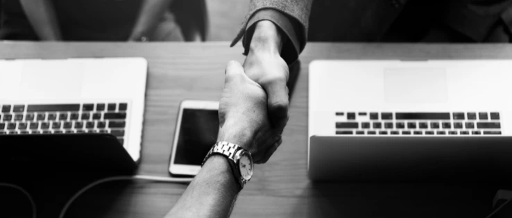 Collab: significado, como fazer e muito mais